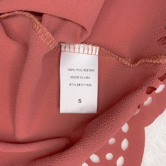 Windsor Pink Flower Detail T-Shirt - Picture 4 of 5